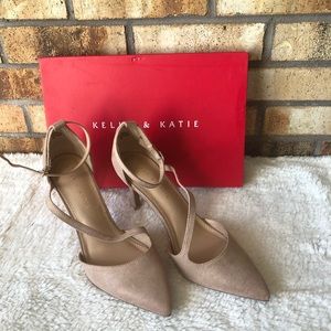 Kelly & Katie Pump Shoes size 9.5